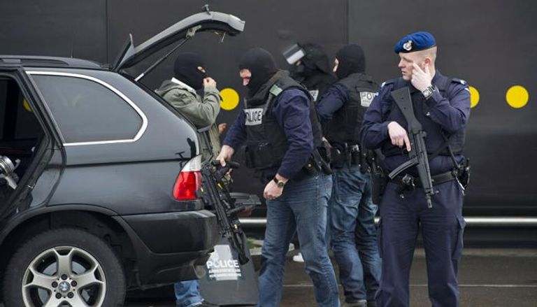 هولندا تعتقل زعيم عصابة مخدرات آسيوية  