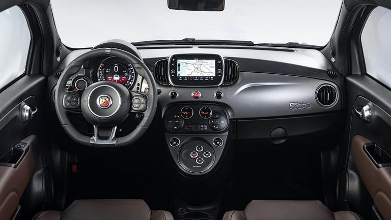 أبارث تطلق موديلات 595 الجديدة