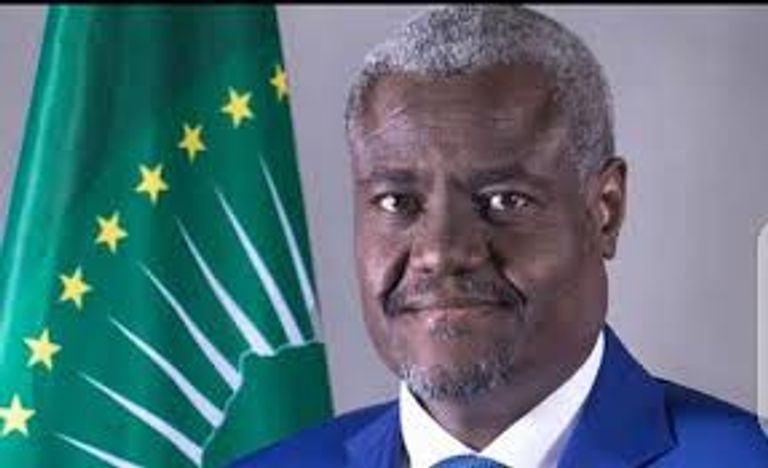 رئيس مفوضية الاتحاد الأفريقي موسى فكي