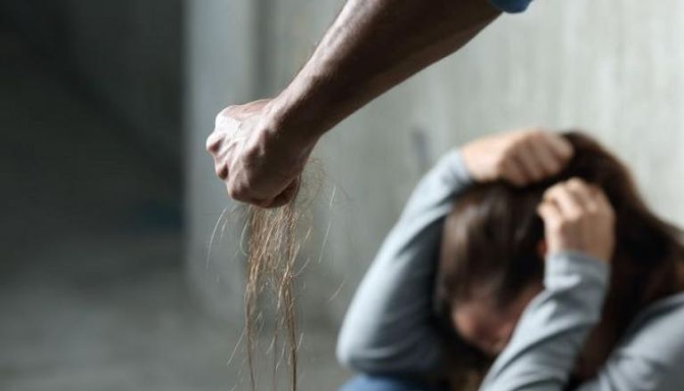  زيادة ملحوظة في العنف الأسري ببريطانيا منذ بدء أزمة كورونا