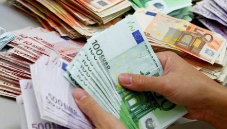 سعر الدولار واليورو في الجزائر اليوم الأربعاء 27 يناير 2021