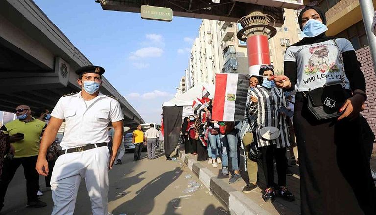 كورونا يواصل الانتشار حول العالم