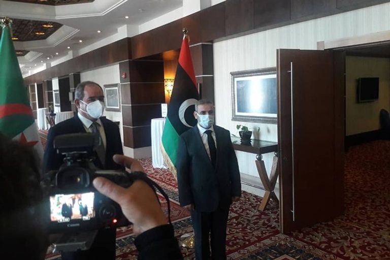 وزير الخارجية الجزائري وخالد المشري جانب من لقاء وزير الخارجية الجزائري وخالد المشري بطرابلس