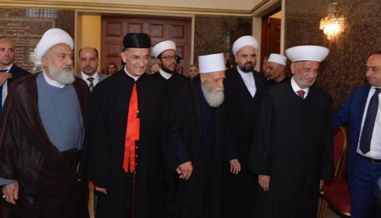 عدد من رؤساء الطوائف اللبنانية في قمة إسلامية مسيحية عام 2019