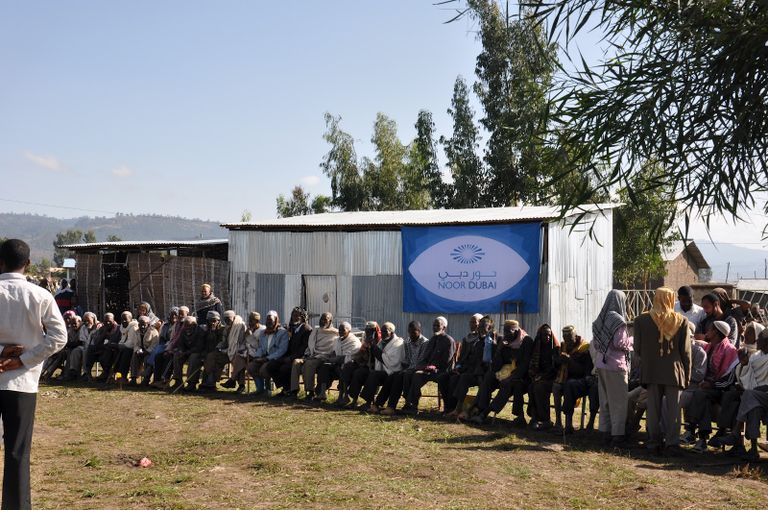 "نور دبي" تكافح العمى في إثيوبيا