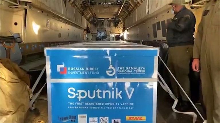 أول شحنة من  لقاح سبوتنيك V الروسي في الجزائر شحنة من لقاح سبوتنيك V الروسي المضاد لفيروس كورونا