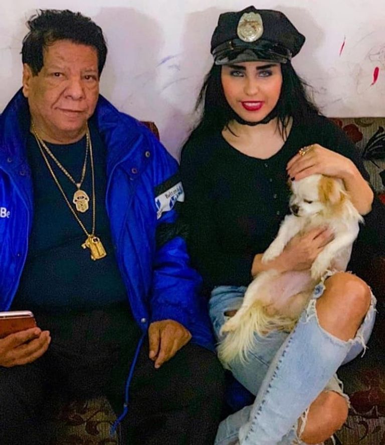 شعبان عبدالرحيم مع منار حمزة