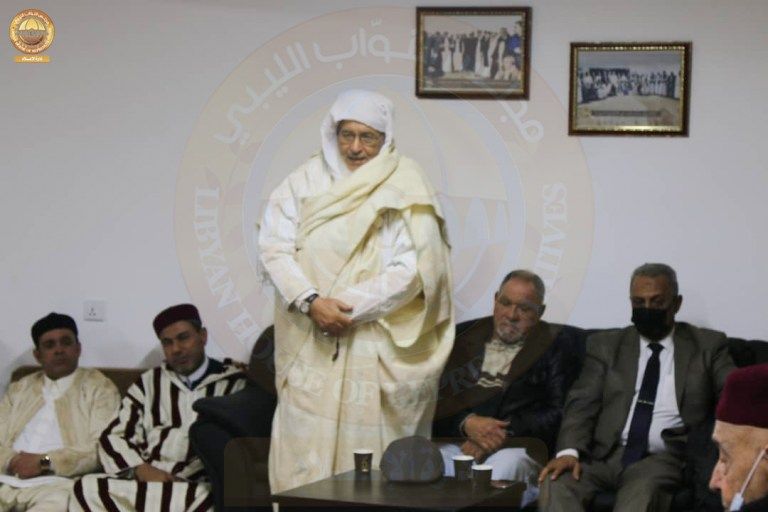 رئيس مجلس النواب عقيلة صالح خلال لقائه أعيان برقة