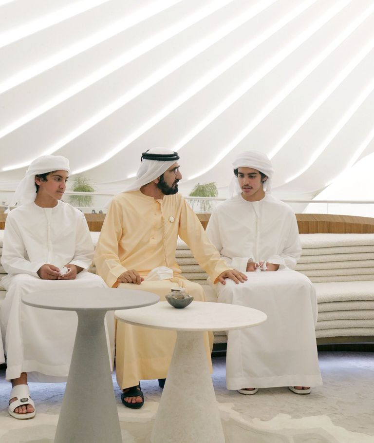 محمد بن راشد يزور إكسبو 2020 دبي