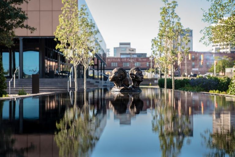 أحد التماثيل المعروضة في متحف العبودية بأمريكا