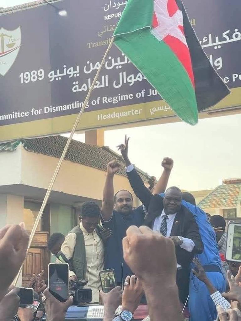 آلاف السودانيين يتظاهرون في الخرطوم جانب من تظاهرات الخرطوم