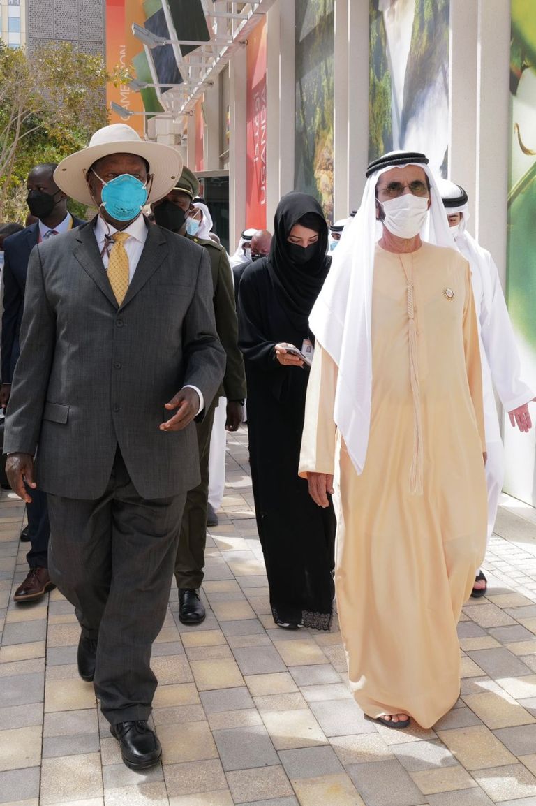 الشيخ محمد بن راشد آل مكتوم يزور جناح أوغندا