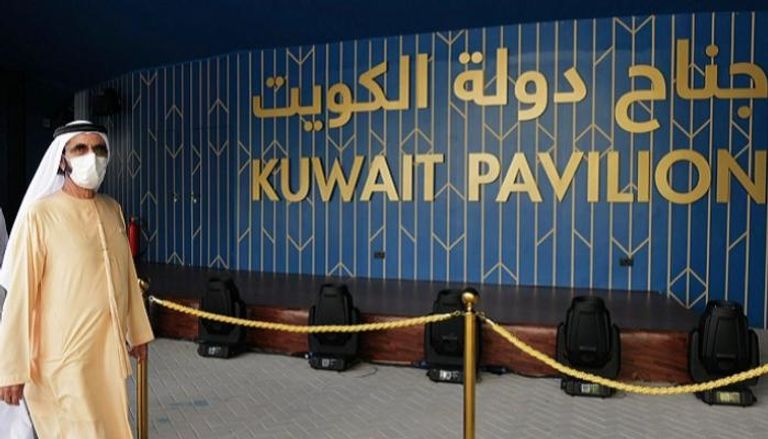 الشيخ محمد بن راشد خلال زيارته لجناح الكويت بإكسبو دبي