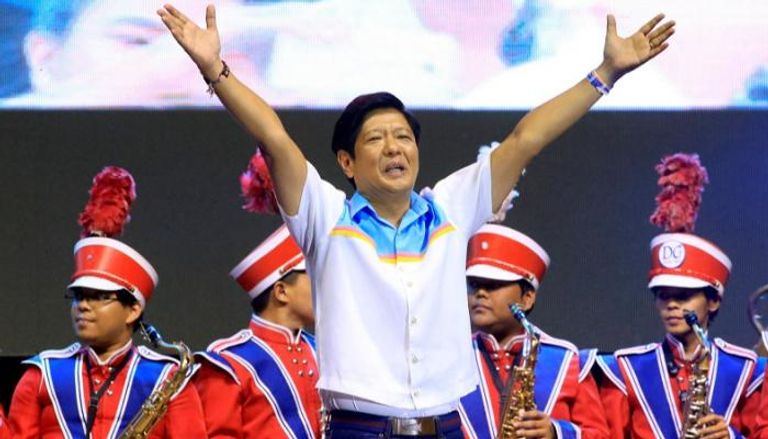 مرشح الرئاسة الفلبينية نجل الدكتاتور ماركوس