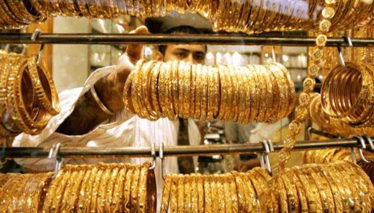 أسعار الذهب تتراجع في السوق اليمني