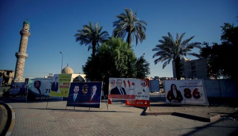 لوحات دعائية لمرشحين في انتخابات العراق- رويترز
