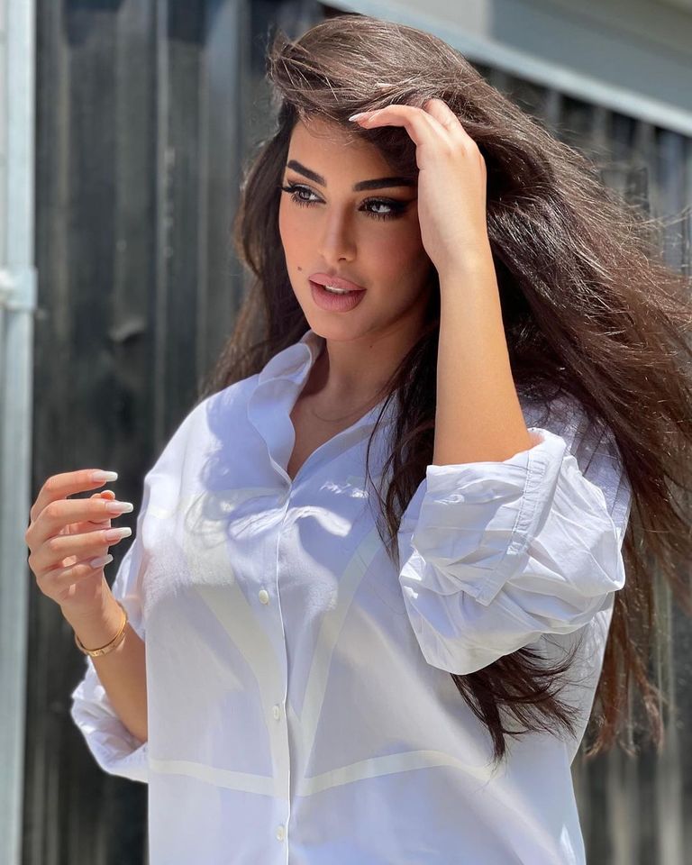 الفنانة المصرية ياسمين صبري