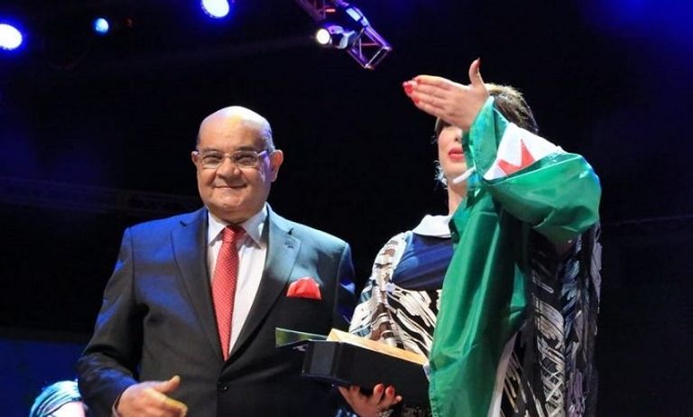 الفنان الجزائري الراحل رابح درياسة