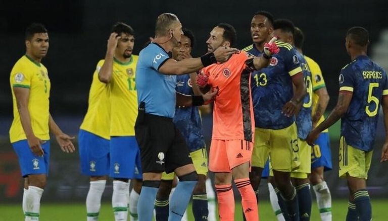 كولومبيا ضد البرازيل