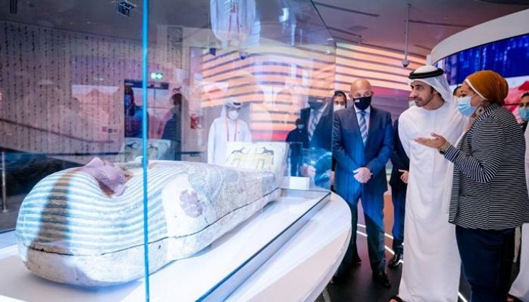 الشيخ عبدالله بن زايد آل نهيان، خلال جولته بالجناح المصري في إكسبو 2020 دبي