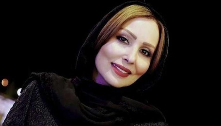الممثلة الإيرانية برستو صالحي