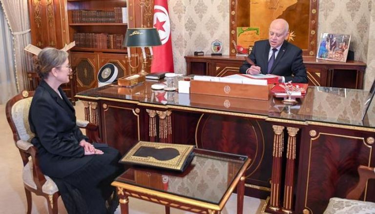 قيس سعيد ورئيس الحكومة التونسية الجديدة