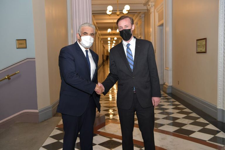 يائير لابيد وجيك سوليفان