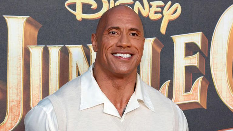 الممثل الأمريكي دواين جونسون "ذا روك"