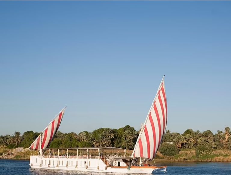 باخرة Malouka باخرة The Zambezi Queen
