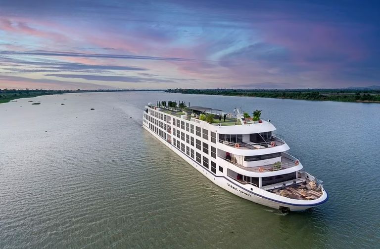 باخرة Scenic Spirit باخرة The Zambezi Queen
