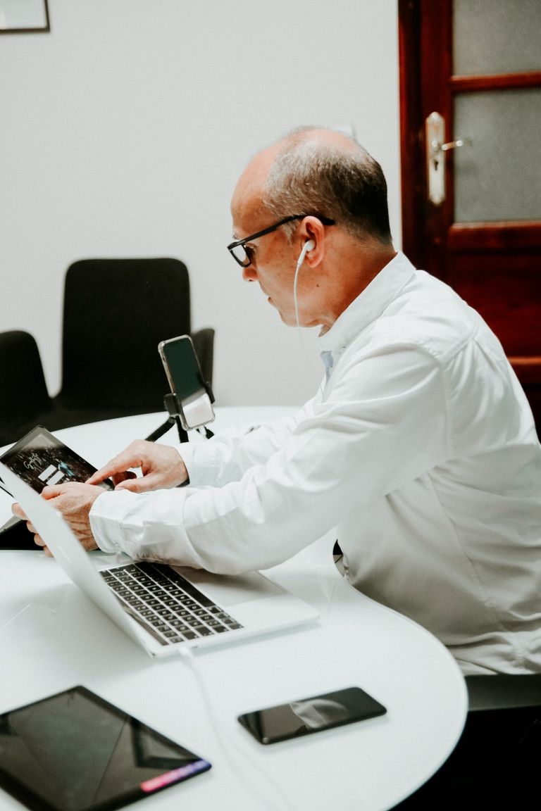 "جرافوس" سلسلة من تمارين الكتابة المصممة لتنشيط عقولنا