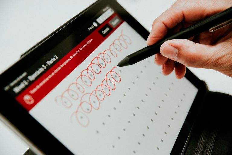 "جرافوس" سلسلة من تمارين الكتابة المصممة لتنشيط عقولنا