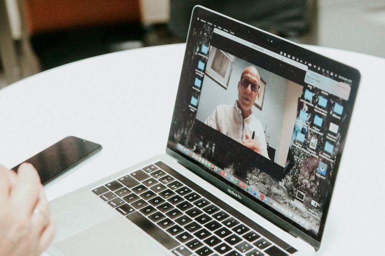 "جرافوس" سلسلة من تمارين الكتابة المصممة لتنشيط عقولنا