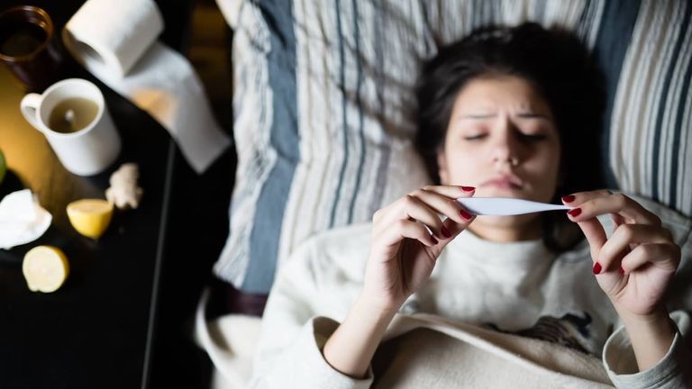 تشابه أعراض البرد مع الفيروس التاجي لا يعني بالضرورة الإصابة بكورونا