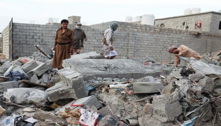 منزل دمره هجوم صاروخي للحوثيين في مأرب