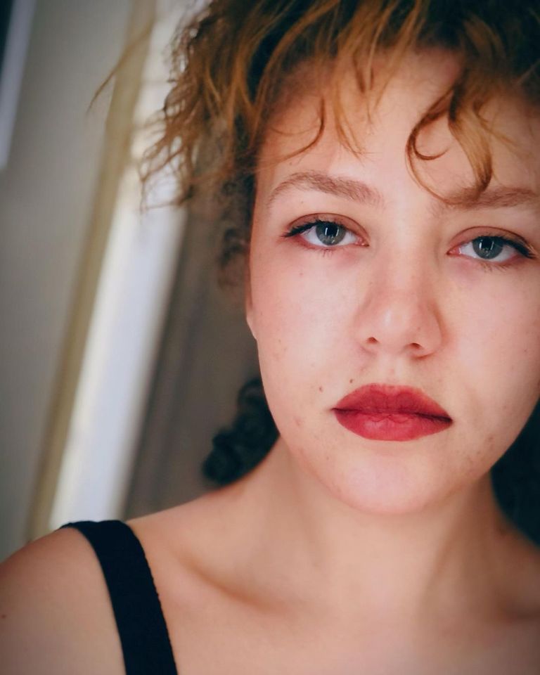 الفنانة المصرية رحمة حسن