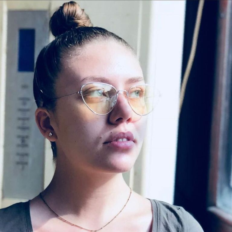 الفنانة المصرية رحمة حسن