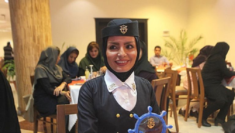 إيرانية تعمل بمجال الملاحة البحرية إيرانية تعمل بمجال الملاحة البحرية