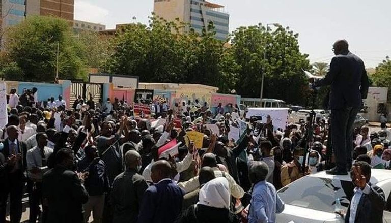 مسيرة للقصر الرئاسي في الخرطوم