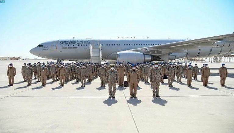 قوات سعودية تصل قاعدة الظفرة الجوية الإماراتية