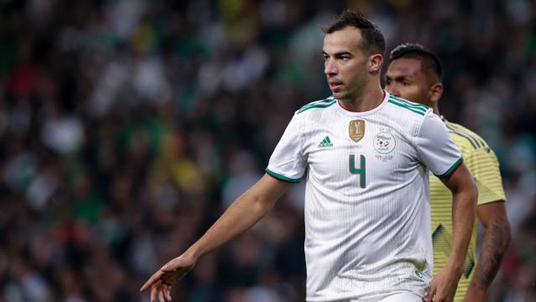 جمال الدين بلعمري نجم منتخب الجزائر أندي ديلور مهاجم منتخب الجزائر