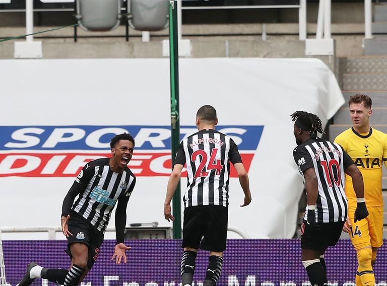 نيوكاسل ضد توتنهام من مواجهة سابقة