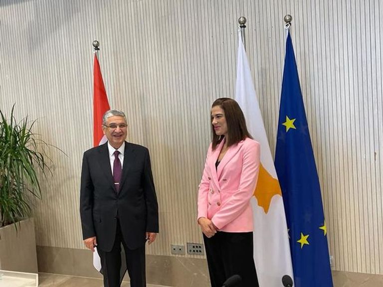 الربط الكهربائي بين مصر وقبرص