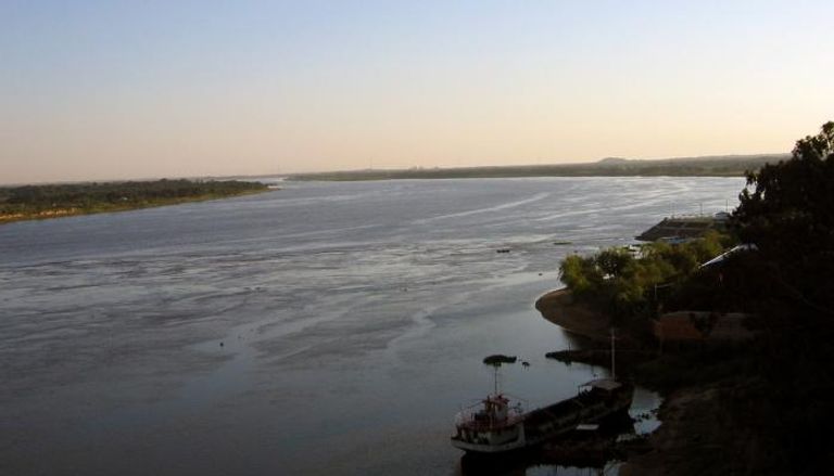 نهر باراجواي جنوبي البرازيل - أرشيفية