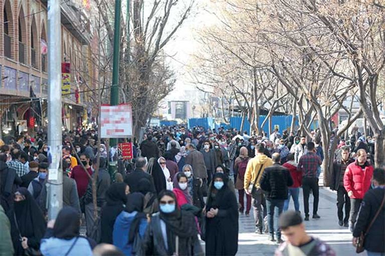 إيرانيون يشتكون الفقر - أرشيفية