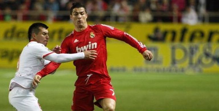 رونالدو ضد أشبيلية محمد صلاح نجم ليفربول ضد واتفورد