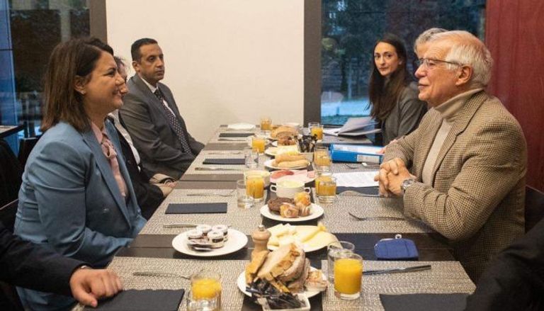 وزيرة الخارجية الليبية نجلاء المنقوش والممثل السامي للاتحاد الأوروبي 