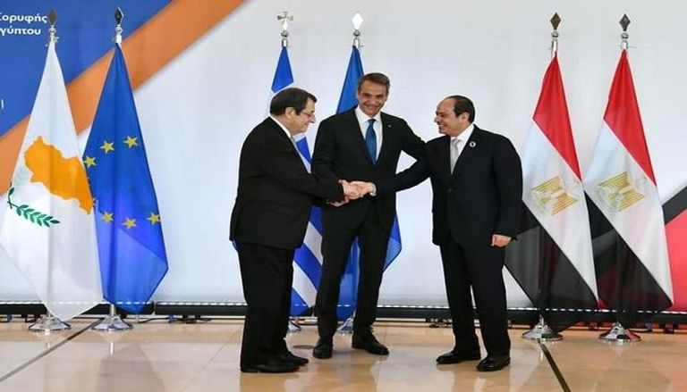 قمة ثلاثية بين قادة مصر واليونان وقبرص