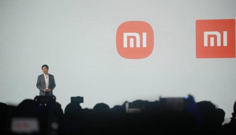  الرئيس التنفيذي لشركة شاومي لي جين في مؤتمر صحفي حول صنع سيارة Xiaomi 