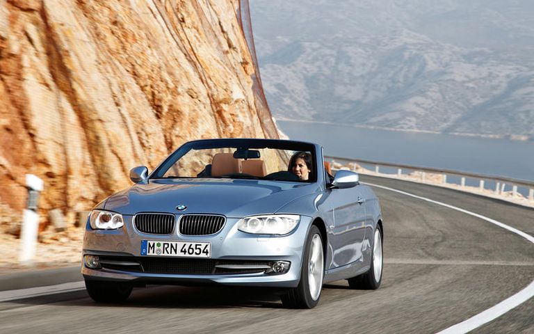 143-153859-best-coupe-cabriolets-winter-7.jpeg